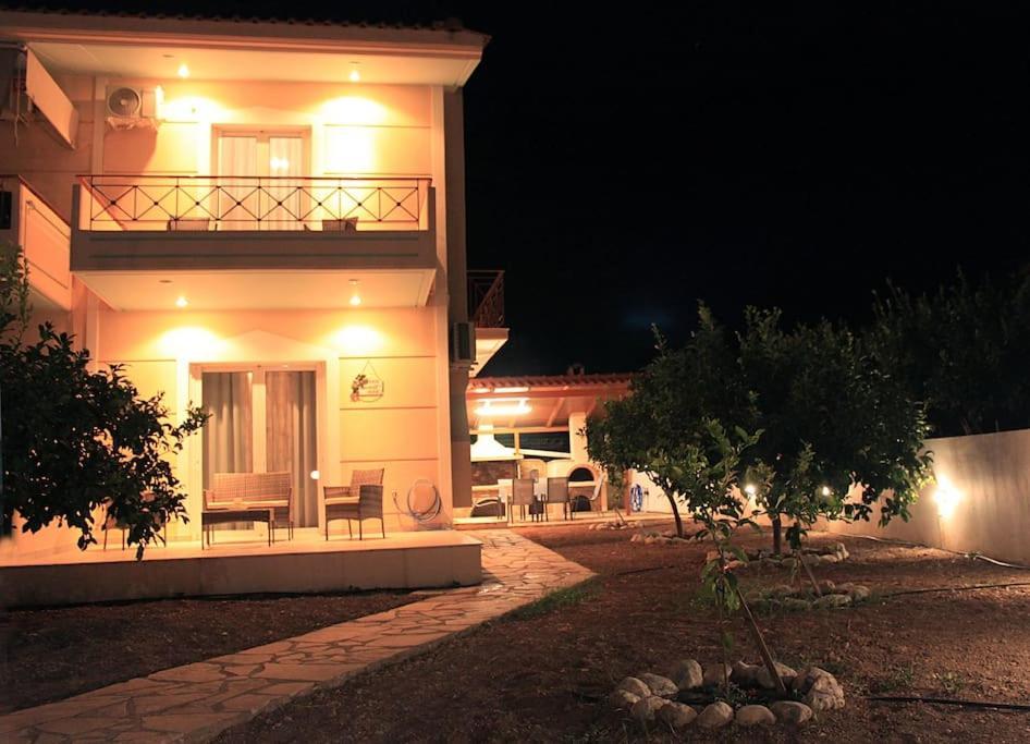 John's House 1 *